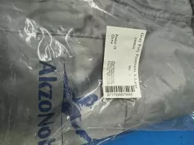 1000041 AKZONOBEL Permanent Paint Suit Hooded #2