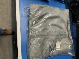 1000041 AKZONOBEL Permanent Paint Suit Hooded