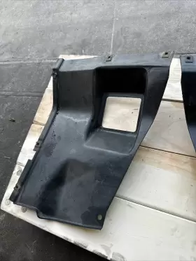 51-71-1-962-768 BMW Cooling Ducts Wheel Liners E30 #2