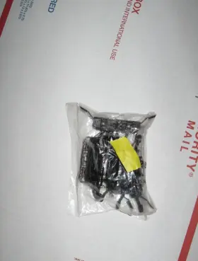 51137258183 BMW Pillar Drip Moulding Seal Clip Clamp #2