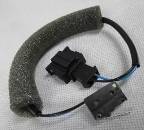 7M0962104 GENUINE VW/AUDI Microswitch Liftgate #2