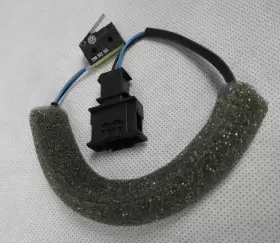7M0962104 GENUINE VW/AUDI Microswitch Liftgate