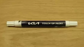 UA011-TU5014SWPA KIA ACCESSORIES Touch Up Paint Pen Snow Swp #2