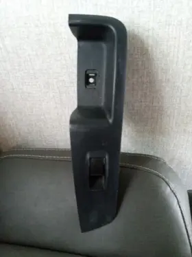 8608A182 MITSUBISHI Window Switch Front Left Di Outlander