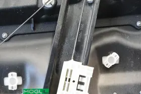 97053620100 PORSCHE Front Right Passenger Door Panamera #3