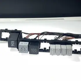 3D0907307B VOLKSWAGEN Phaeton Facelift Ecu Servotronic Relay #3